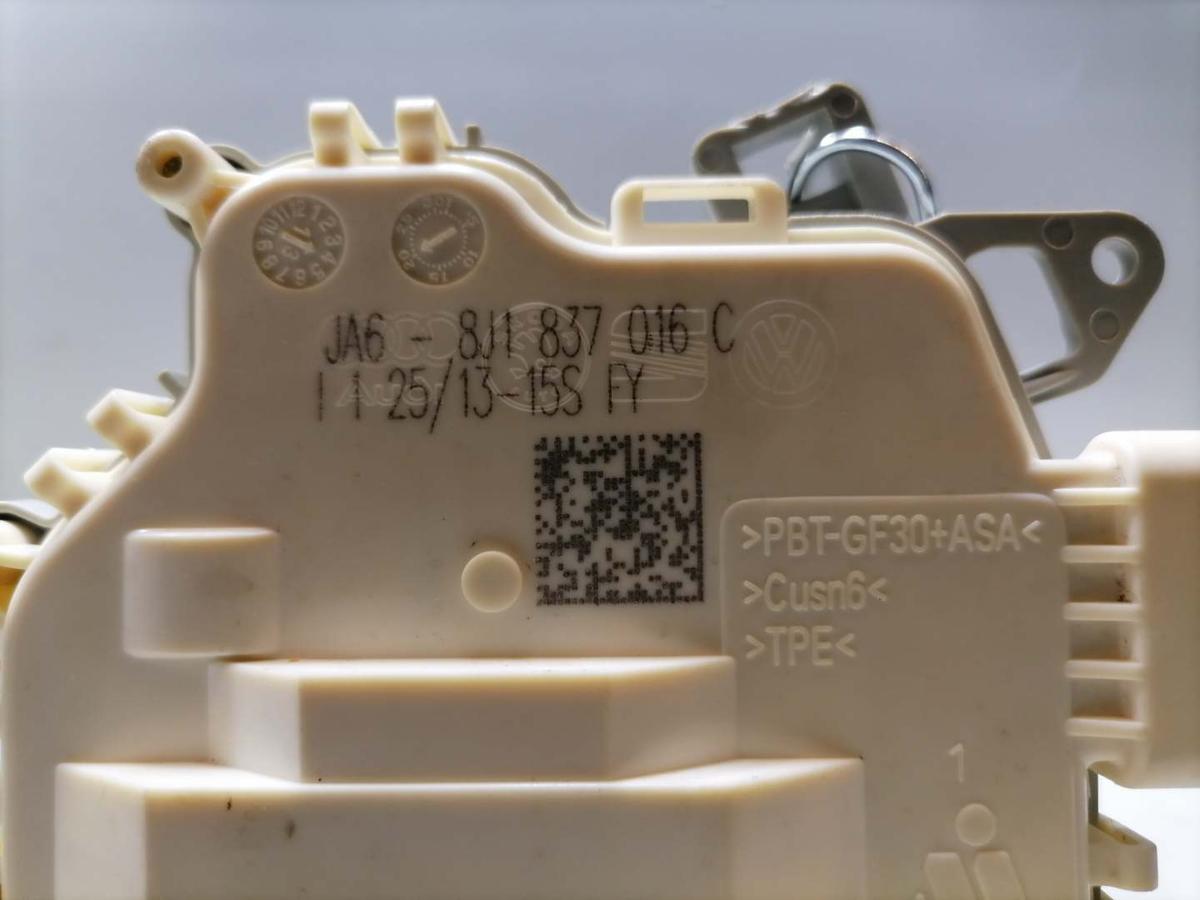 Porsche Macan original T&uuml;rschloss vorn rechts Bj.2015